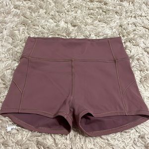 maybe pink/purple lululemon spandex